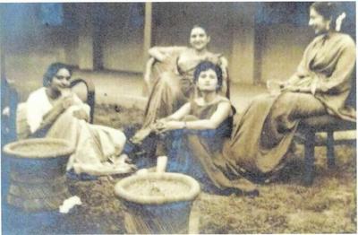 Women students at Miranda House 1950s