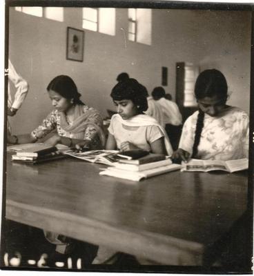 Women students attending classes wearing suits and churidaar in Kiroli Mal College 1961.